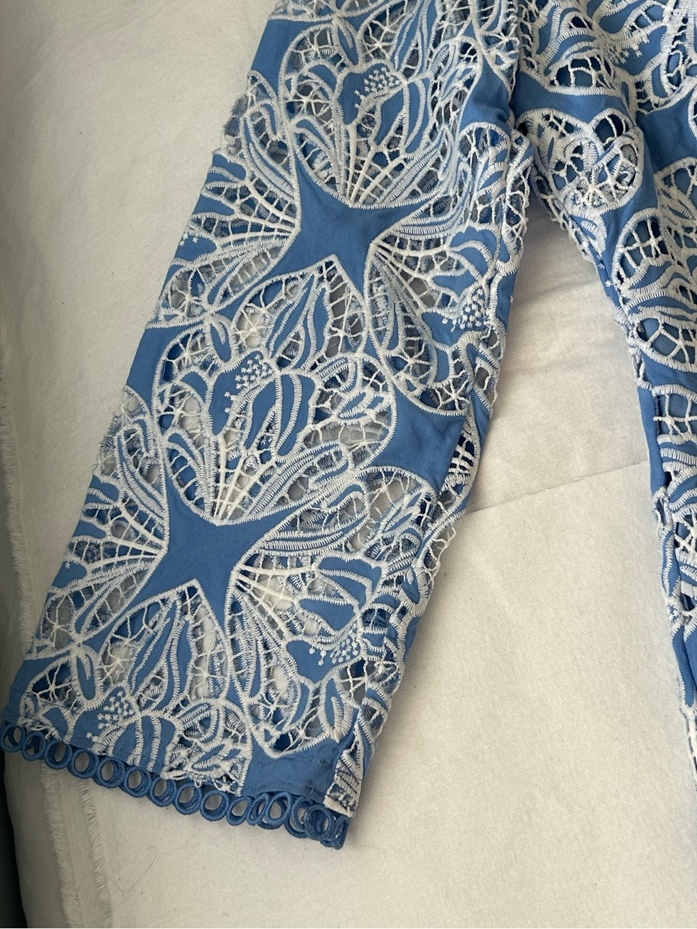 NWOT Boston Proper Size 8 Two Tone Lace Three Quarter Sleeve Blue & White Dress - Picture 12 of 14